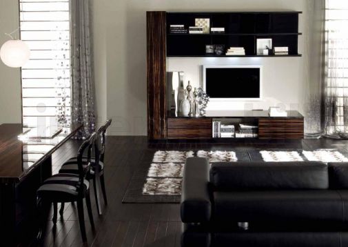 Стенка в темном цвете