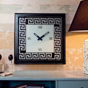 Стильные настенные часы Greca