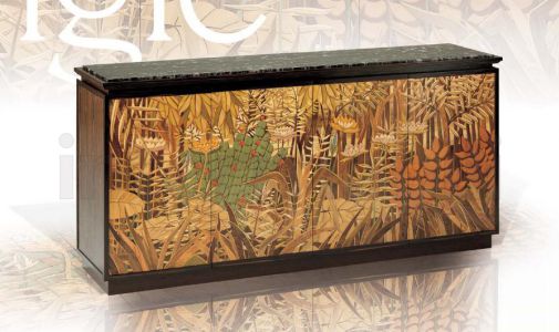 Стильный комод для гостиной комнаты.