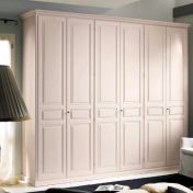 Стильный шестистворчатый шкаф Perseo из коллекции Meridian