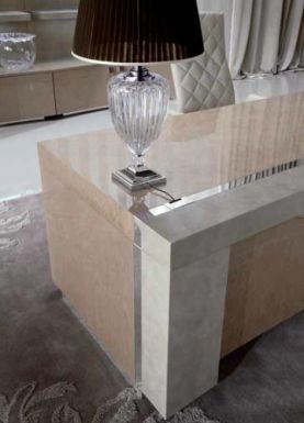 Стол для офиса из коллекции Sunrise