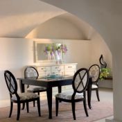 Стол и стулья из коллекции Glamour