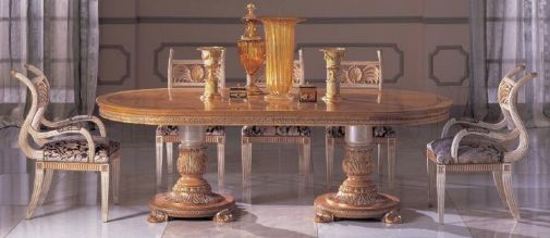 Стол и стулья из коллекции Temptations