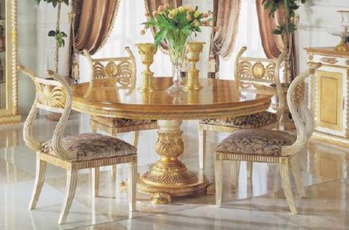 Стол и стулья из коллекции Temptations