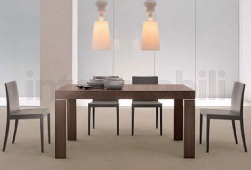 Стол и стулья для из коллекции Niki