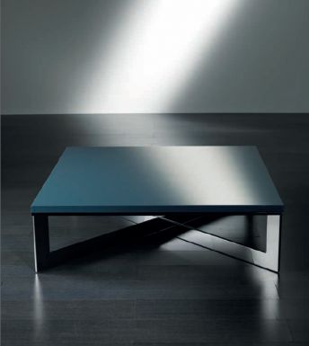 Низкий стол Cross