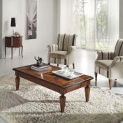 Столик с двумя креслами для гостиной