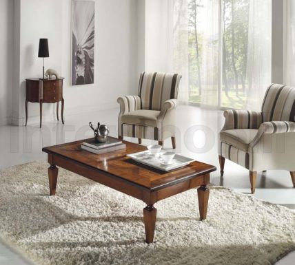 Столик с двумя креслами для гостиной