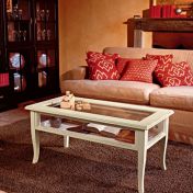 Столик в светлом лаке с открытой полкой от Tonin Casa