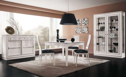 Столовый набор в светлой отделке из коллекции Verona