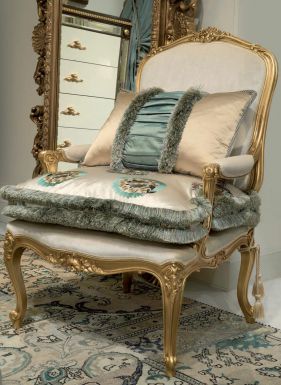 Стул с подлокотниками Mary из коллекции Aurea