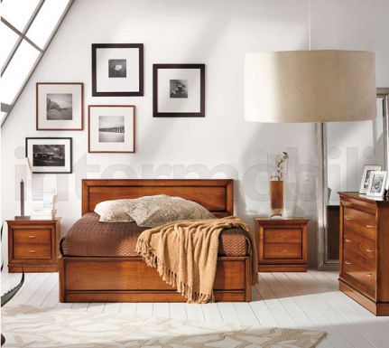 Традиционная спальня с двуспальной кроватью из коллекции Verona