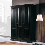 Трехдверный платяной шкаф фабрики MAV