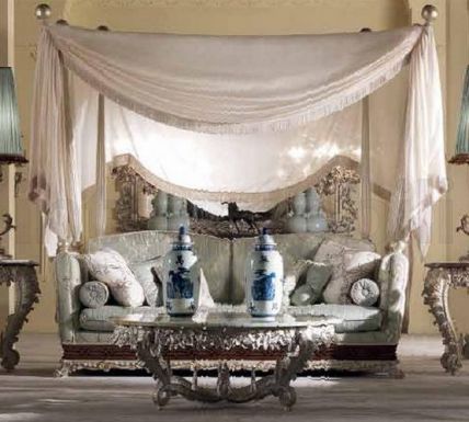 Трехместный диван с балдахином из коллекции REGENCY