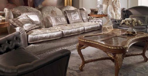 Трехместный диван и стол из коллекции HERMES