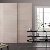 Трехстворчатый платяной шкаф Mercantini в отделке под клен