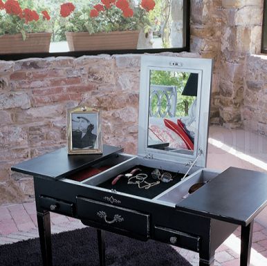 Туалетный столик с раздвижной столешницей от Tonin Casa