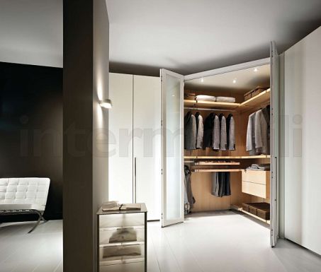 Угловая гардеробная Mercantini в стиле модерн