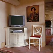 Угловая тумба под телевизор из коллекции Decor