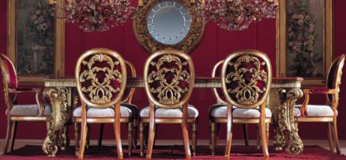 Уникальный ансамбль мебели для столовой комнаты.