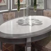 Уникальный овальный стол для столовой комнаты