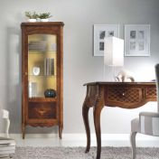 Витрина для гостиной