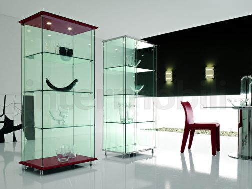 Витрина для гостиной комнаты от Cattallan.