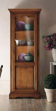 Витрина в классическом стиле от Vaccari