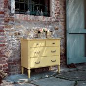 Вместительный комод для гостиной из коллекции Decor