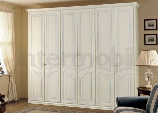 Вместительный платяной шкаф Antares из коллекции Meridian