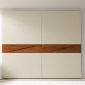 Встроенный шкаф со сдвижными створками Genesis