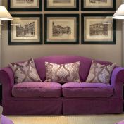 Яркий мягкий диван Olivia
