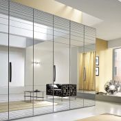 Зеркальный платяной шкаф из коллекции SESTANTE