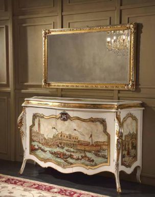 Зеркало и комод с разноцветным рисунком