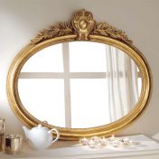 Зеркало с виньеткой на овальной реме