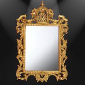 Зеркало в роскошной резной раме