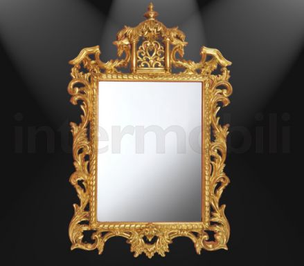 Зеркало в роскошной резной раме