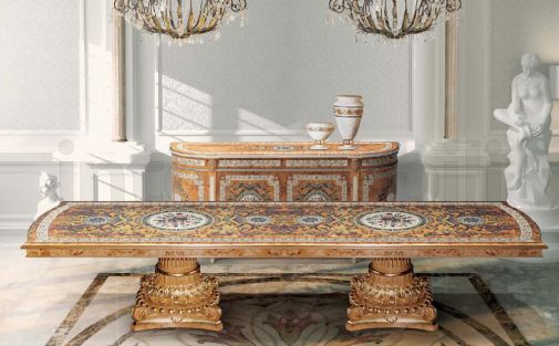 Золотой стол и комод для светлой столовой.