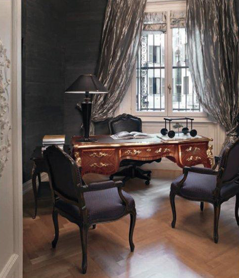 Письменный стол